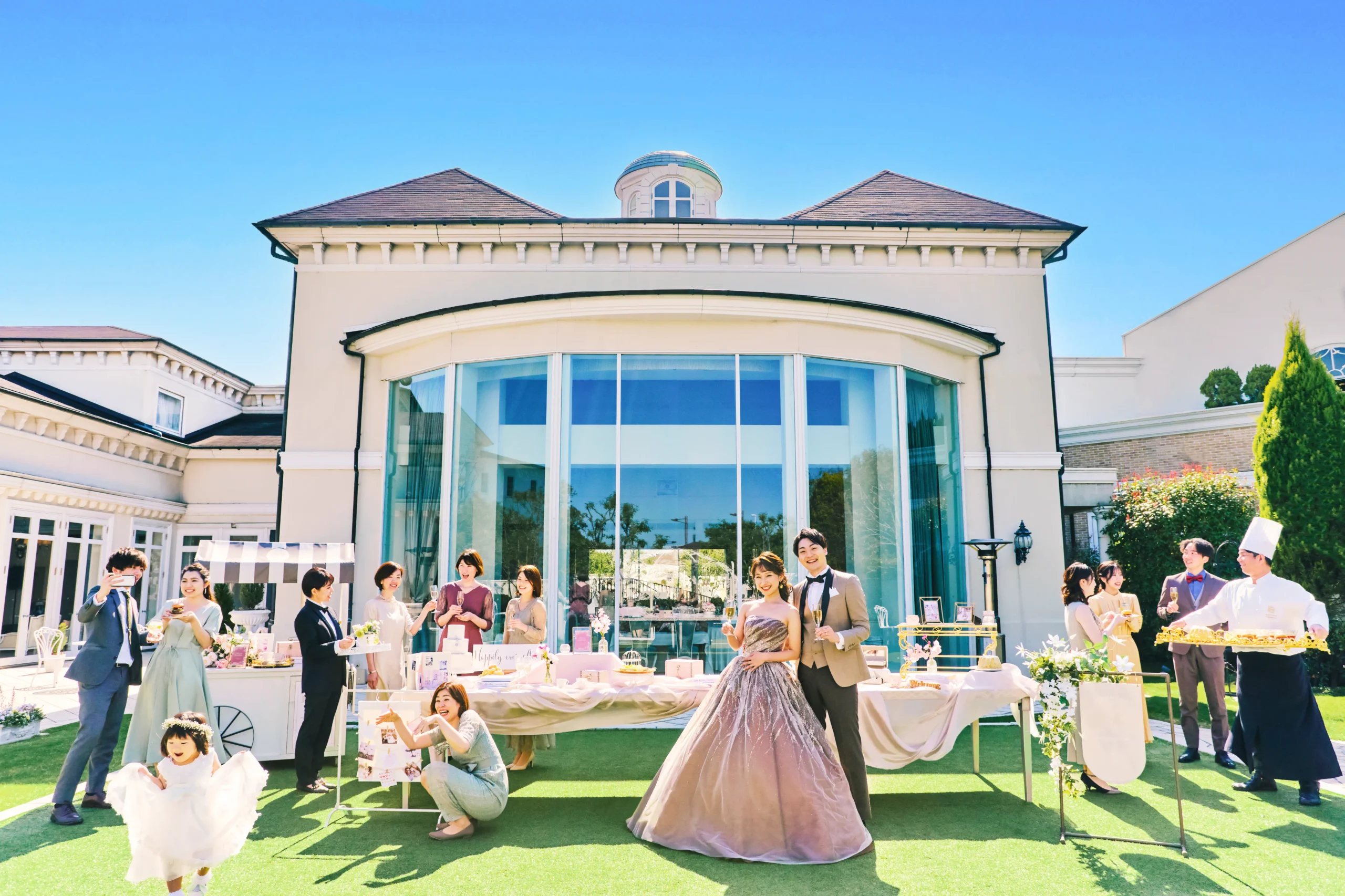 家族婚の披露宴を完全解説！身内だけの結婚式の流れ・費用・演出