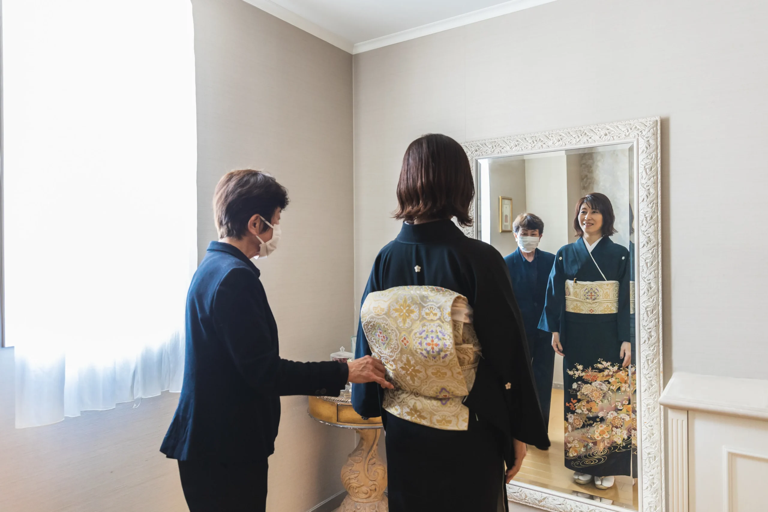 家族婚の服装は何が正解？｜立場別におすすめの服装を紹介