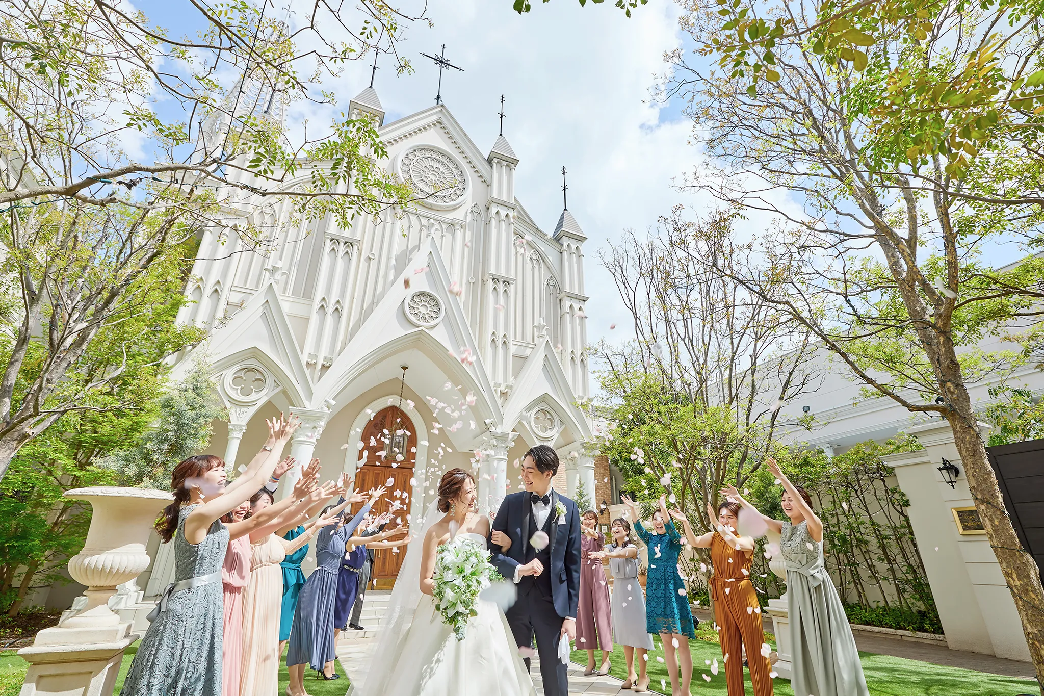 少人数結婚式って何？普通の結婚式との違いや特徴をわかりやすく解説