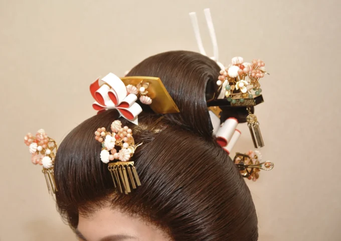 フォト婚の髪型どうする？ドレス・和装に合う写真映えヘアスタイル案