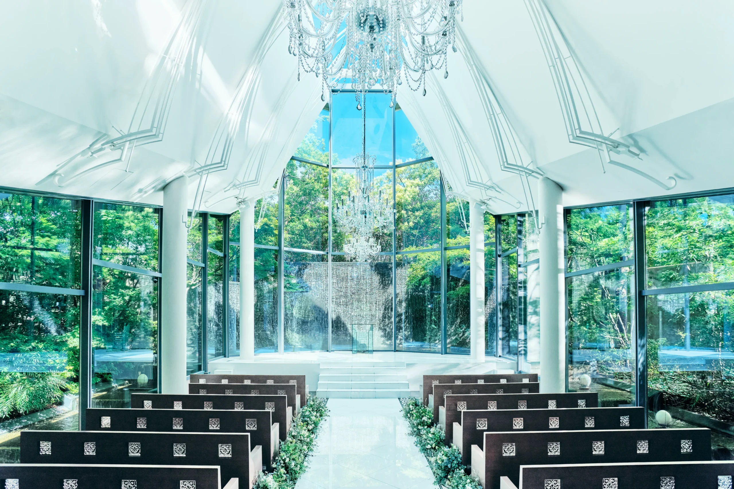 挙式のみは非常識？ゲストに配慮した招待の方法を徹底解説