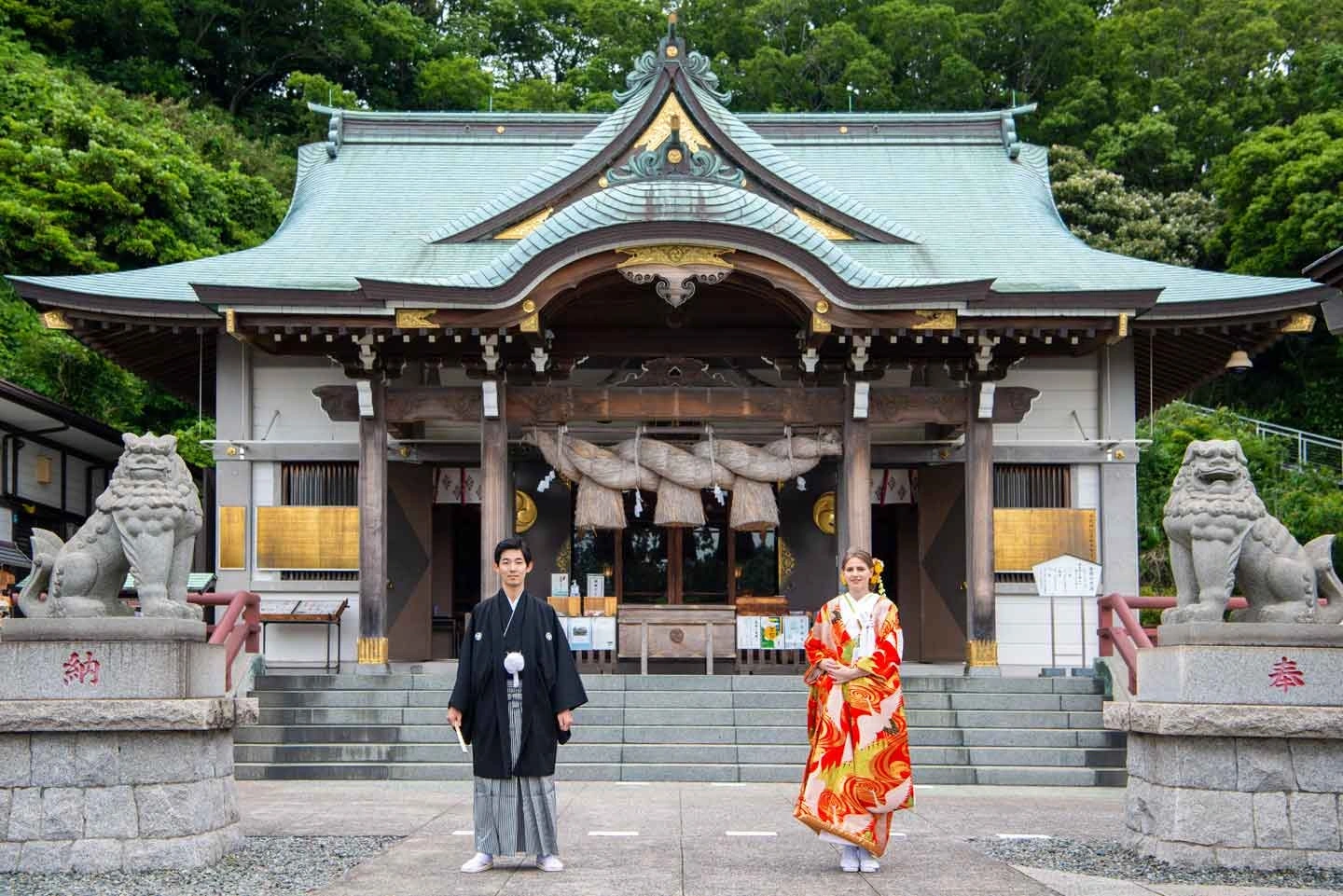 海の守護神が見守る歴史ある神前式