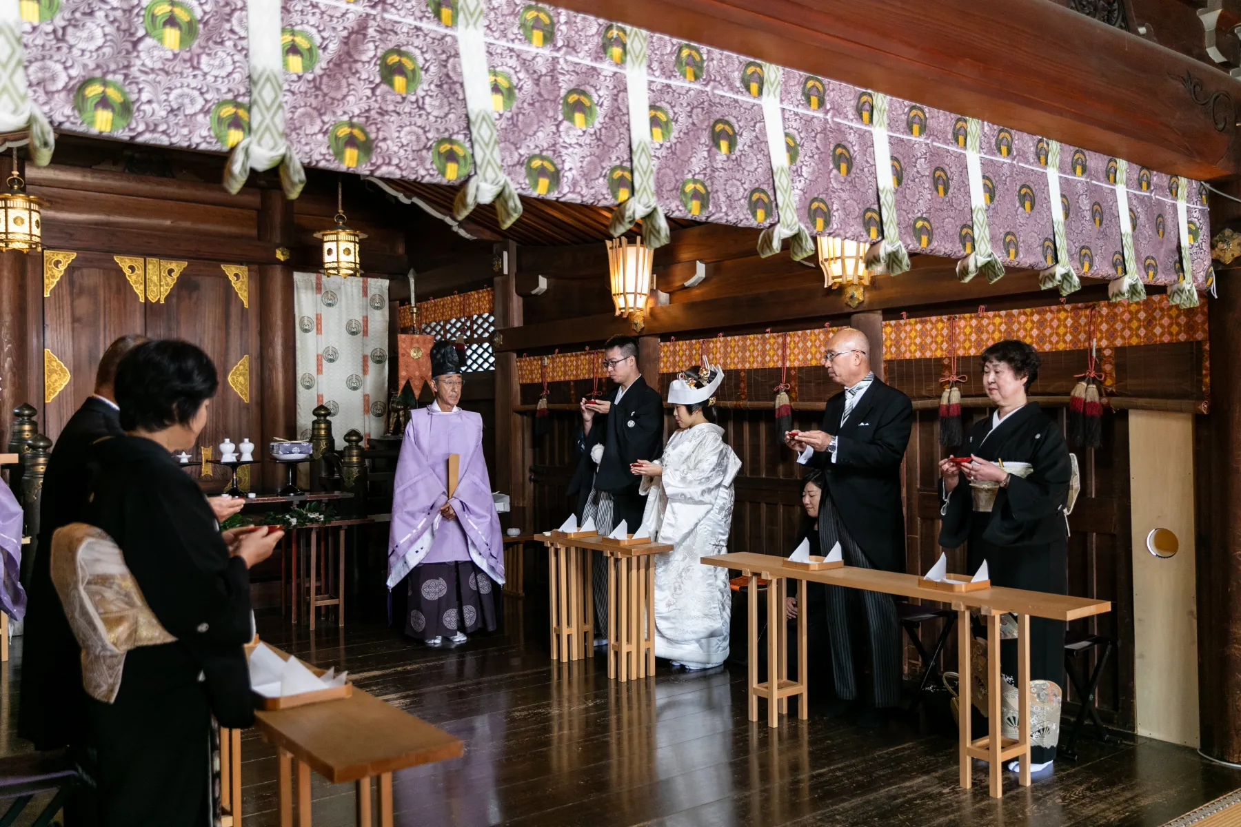 都内最古の稲荷神社で願う末永い福