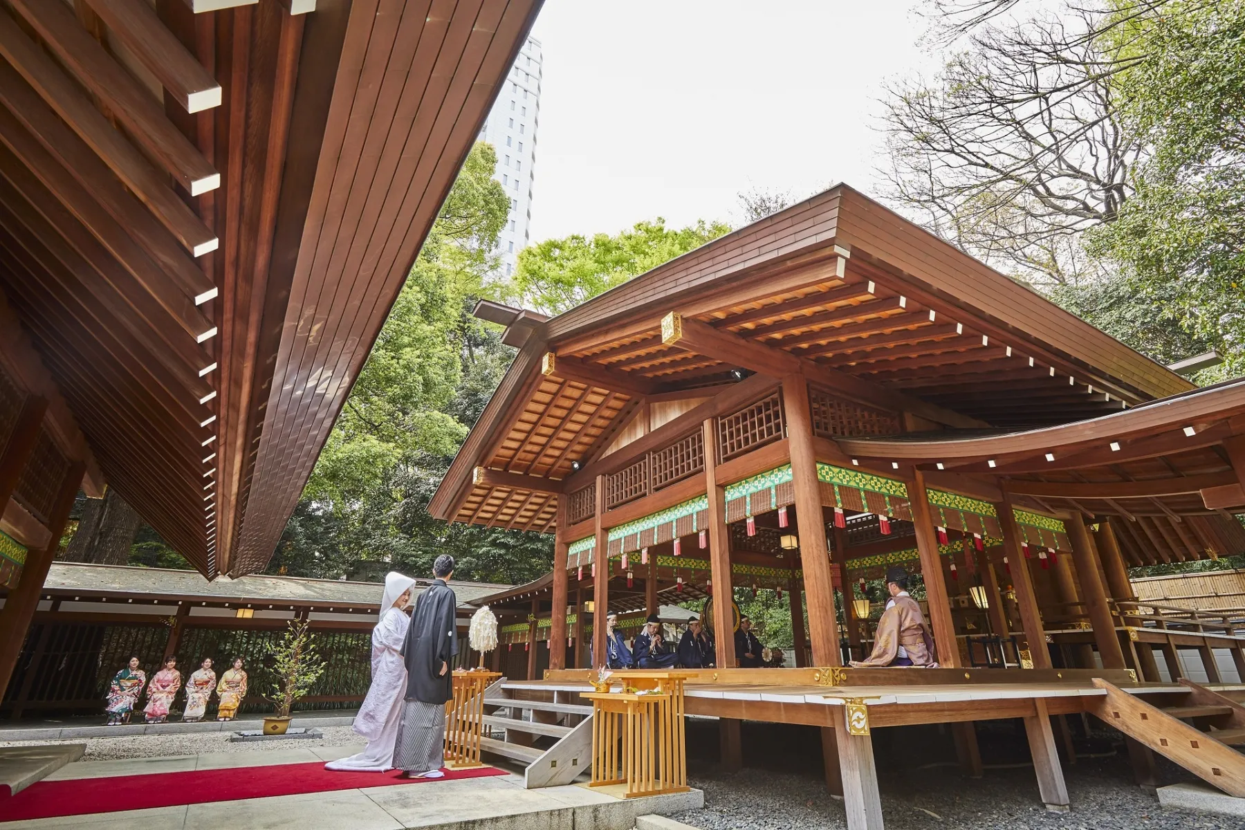 格式高い建築美と夫婦和合の神様