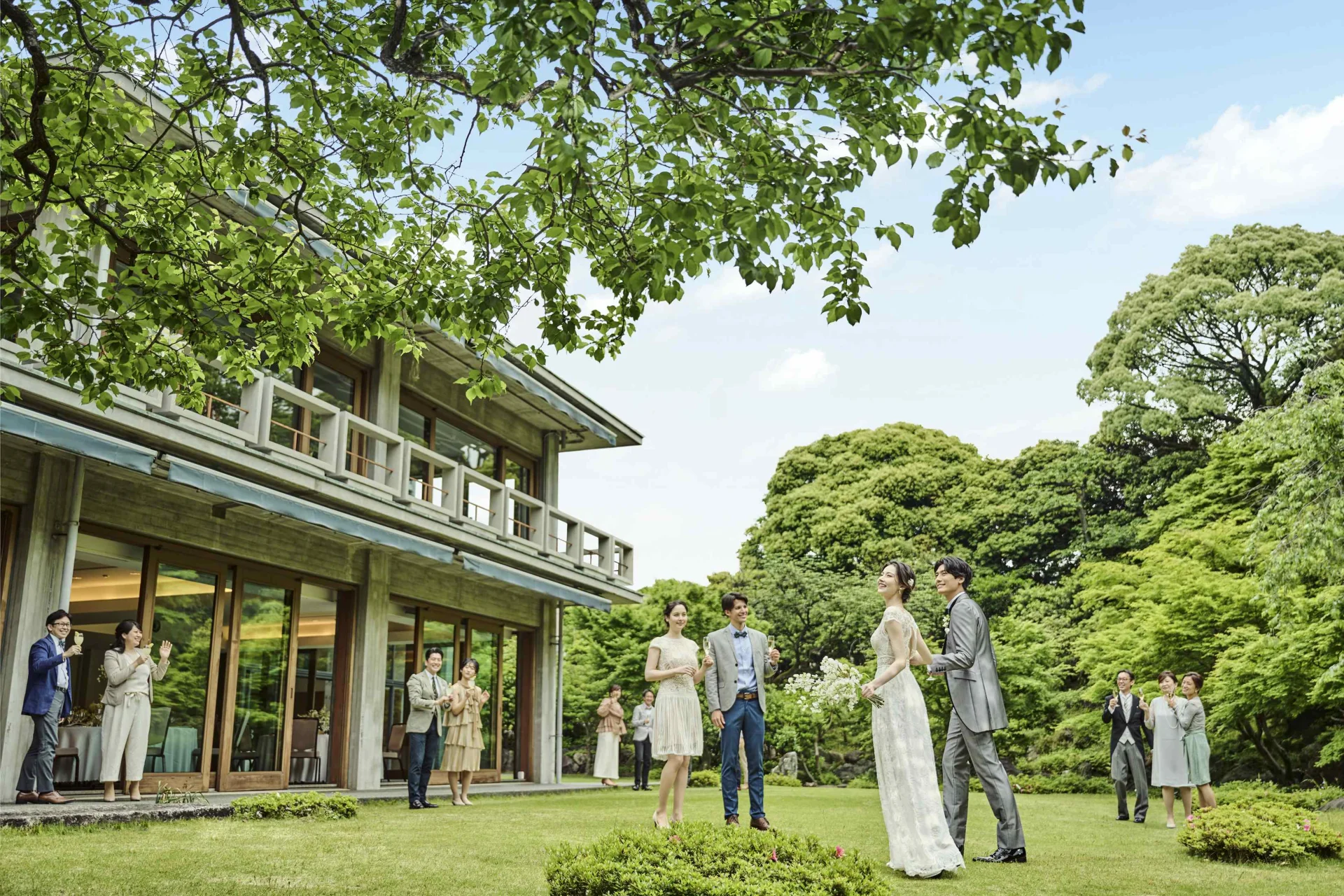 国際文化会館（国登録有形文化財）