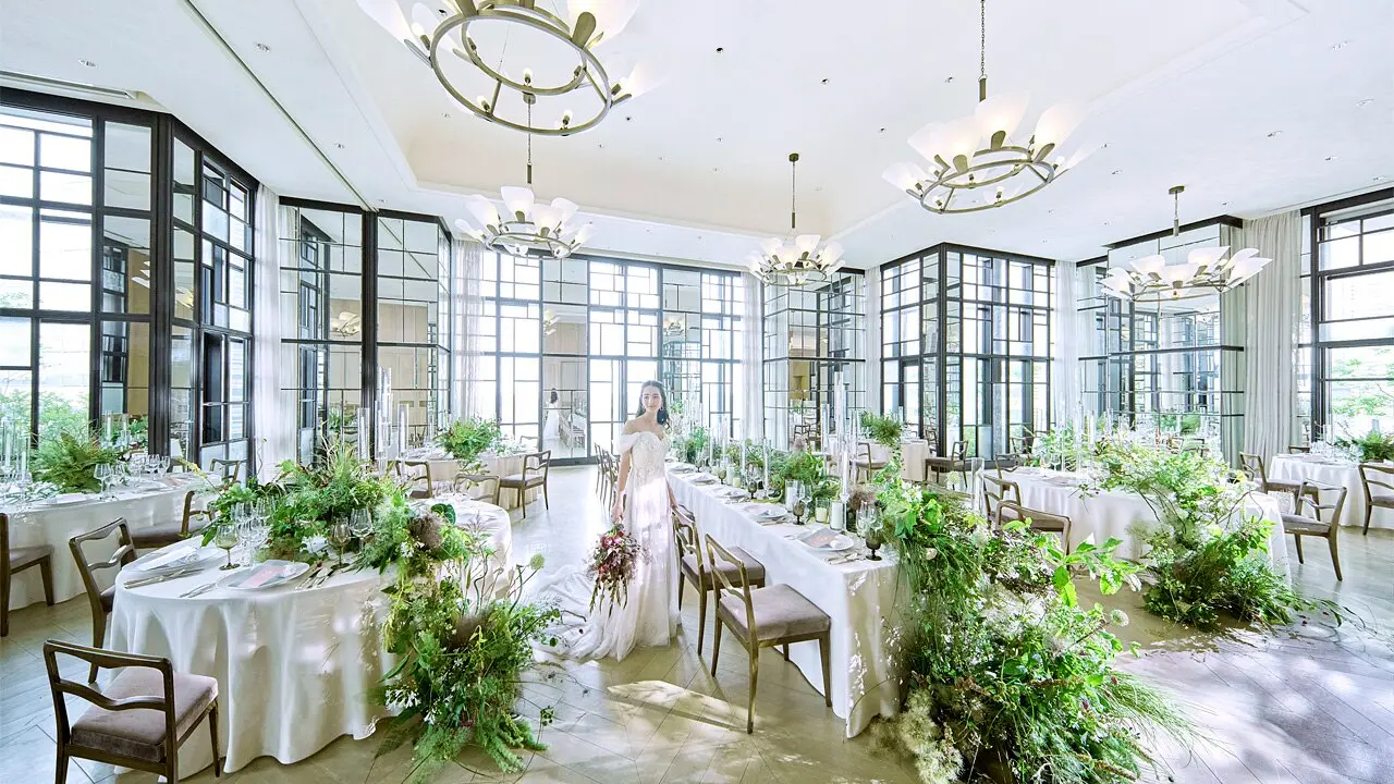 光溢れる「空中庭園」をイメージ