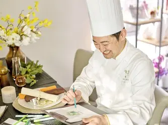 ザ ストリングス 表参道