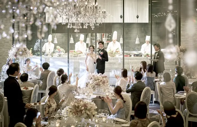 ザ ストリングス 表参道