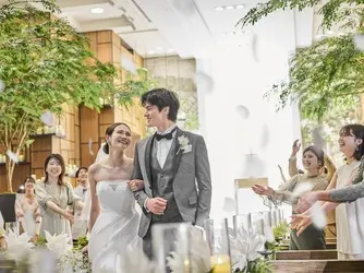 ザ ストリングス 表参道