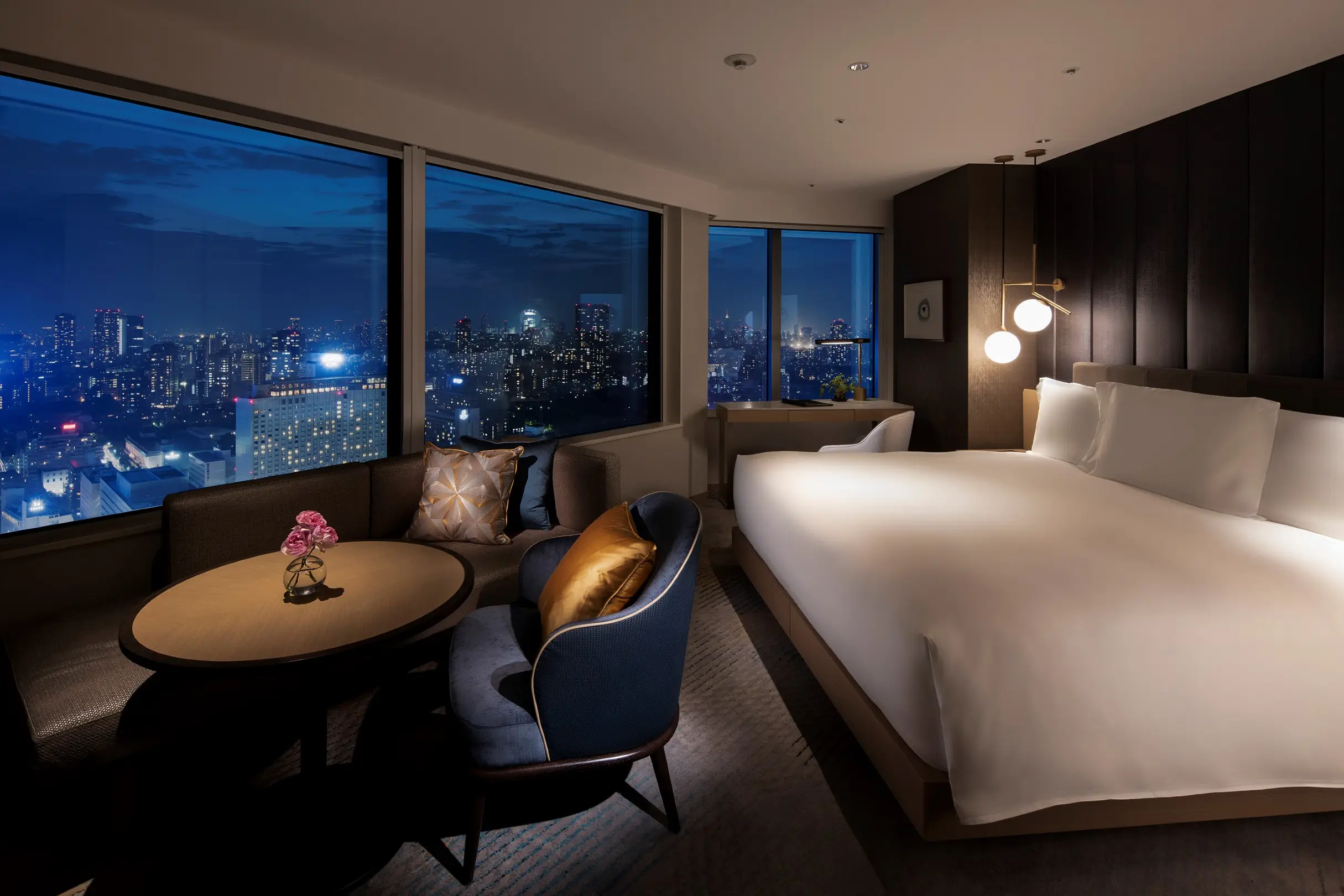 近隣には有名ブランドホテルとの提携や、リーズナブルなホテルのご紹介も有るので宿泊希望のゲストにとっても安心。