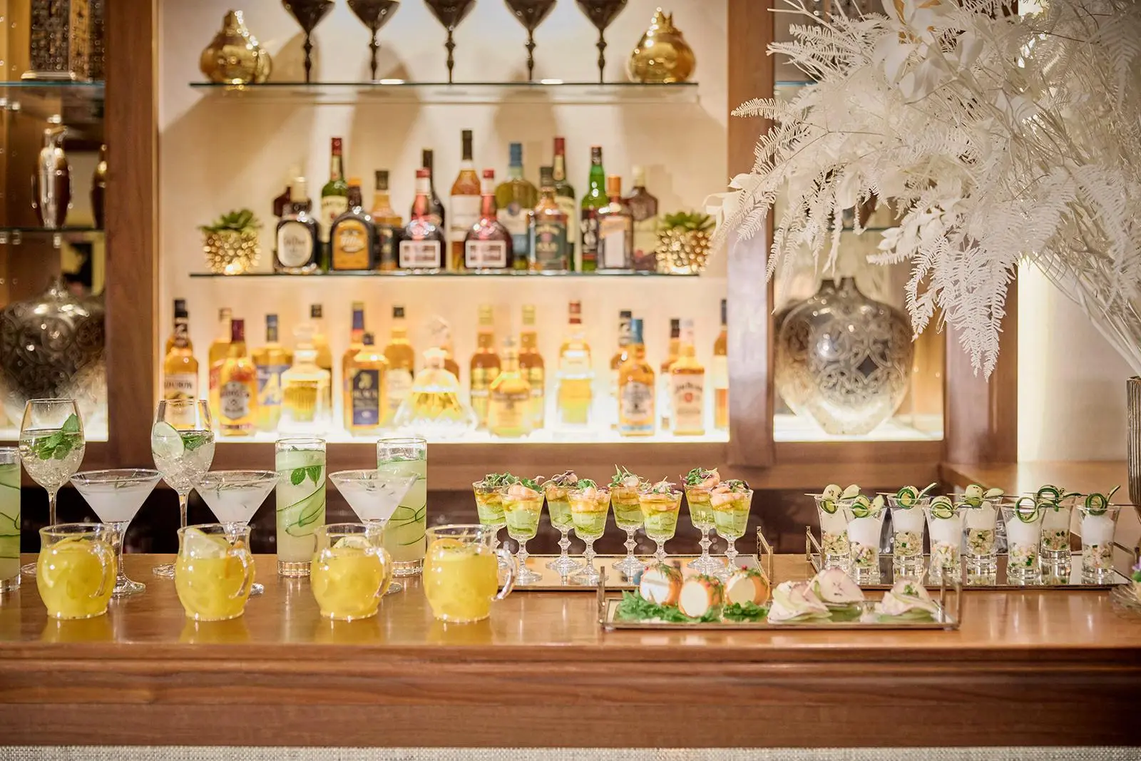 クラブラウンジでのおもてなし【パーソナルドリンク＆フード】にて