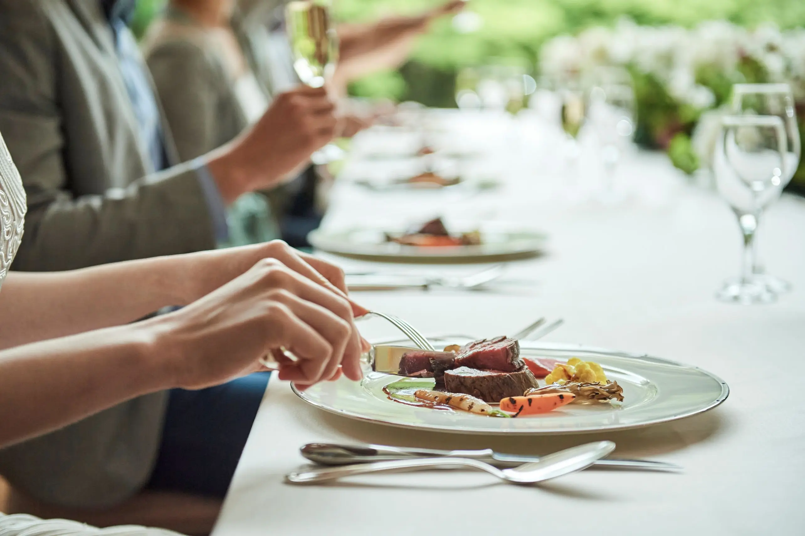 フェアにて試食会も実施中。年齢問わず美味しく召し上がれる一皿でゲストへのおもてなしを
