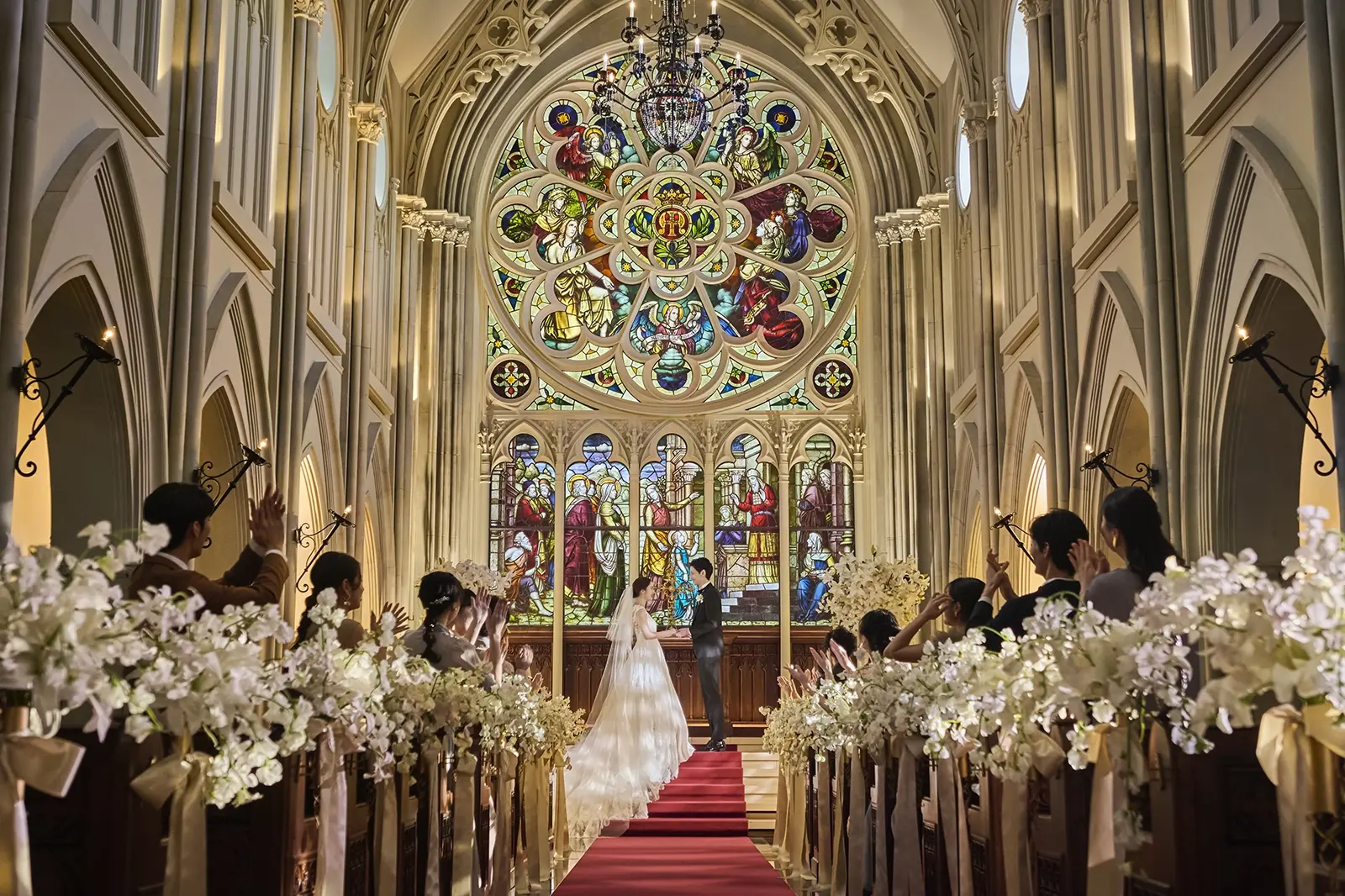 県内屈指のスケールを誇る、“本物”が宿る独立型大聖堂で誓いを