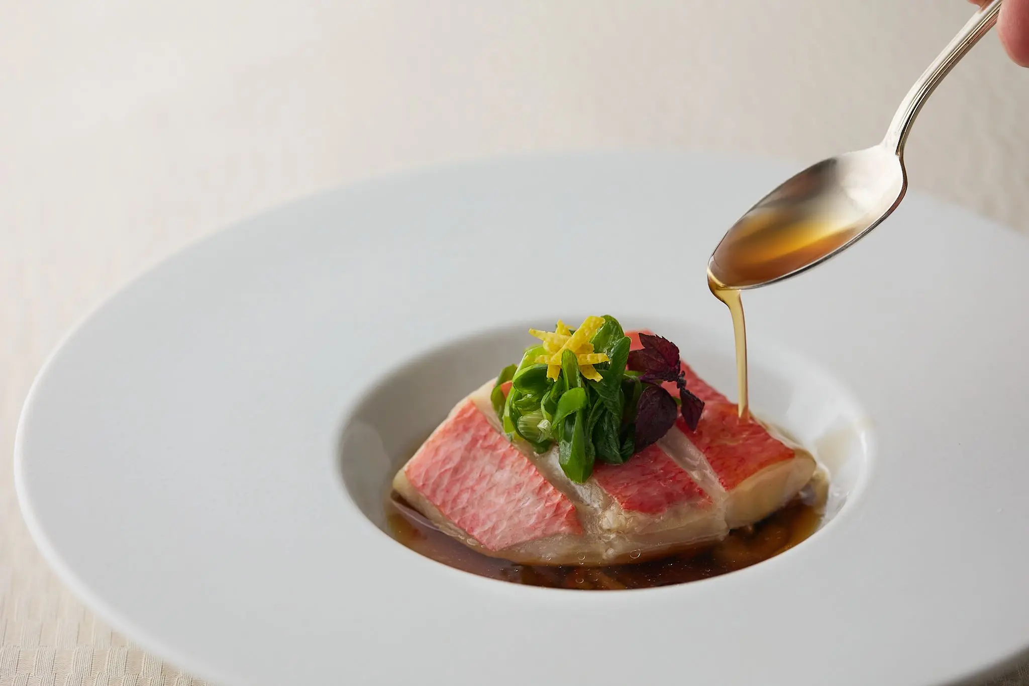 星ヶ丘迎賓館 アートグレイスクラブ