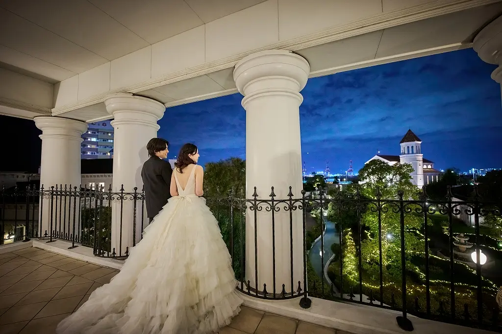 夕刻やナイトタイムも美景が彩る