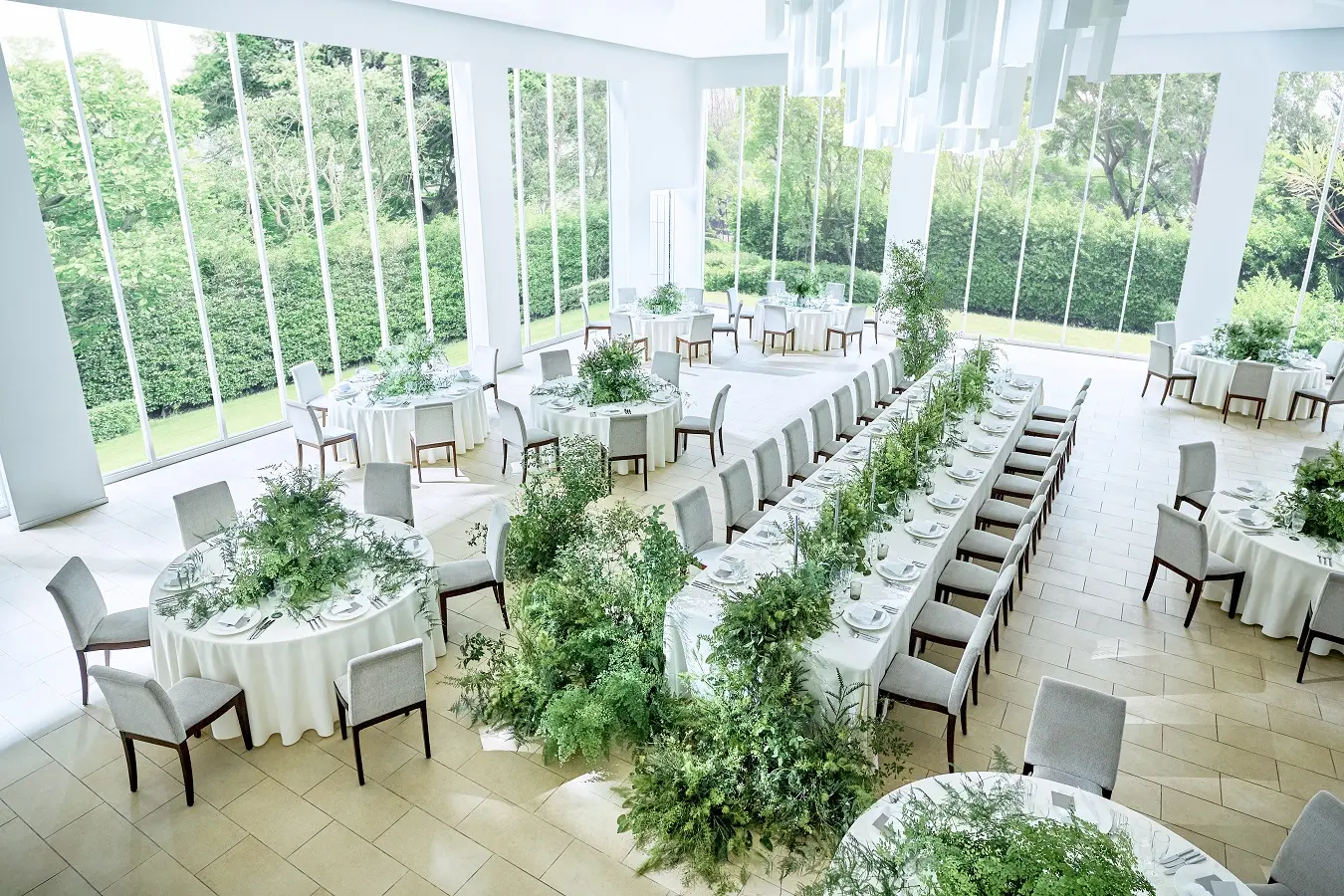豊かな緑が広がる会場『煌』