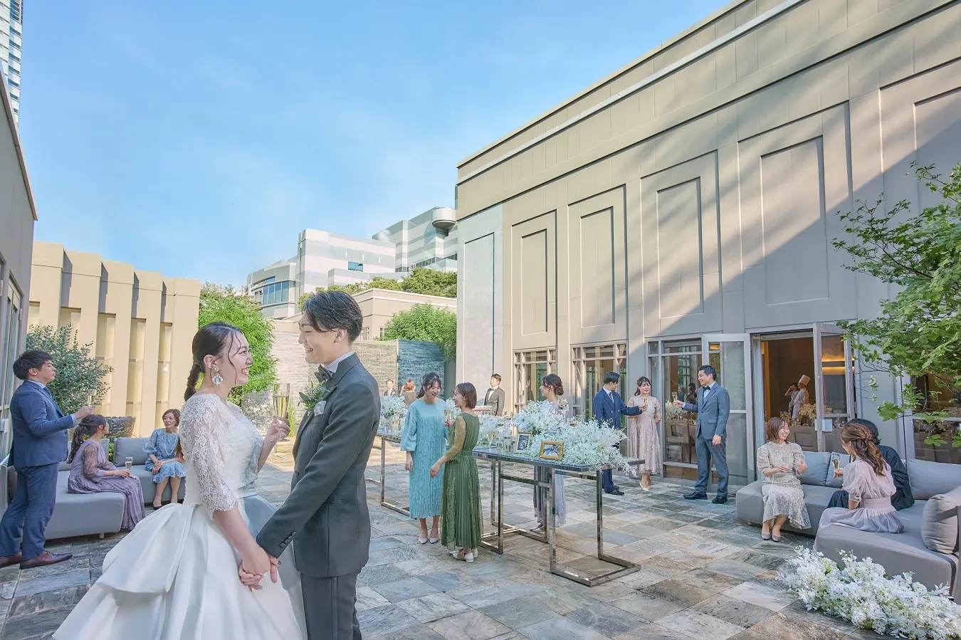 少人数の会場にもガーデン完備