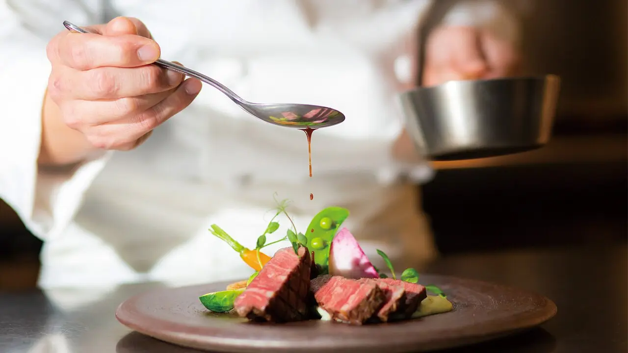 シェフと一緒に創るふたりの想いをのせた世界にひとつのメニュー