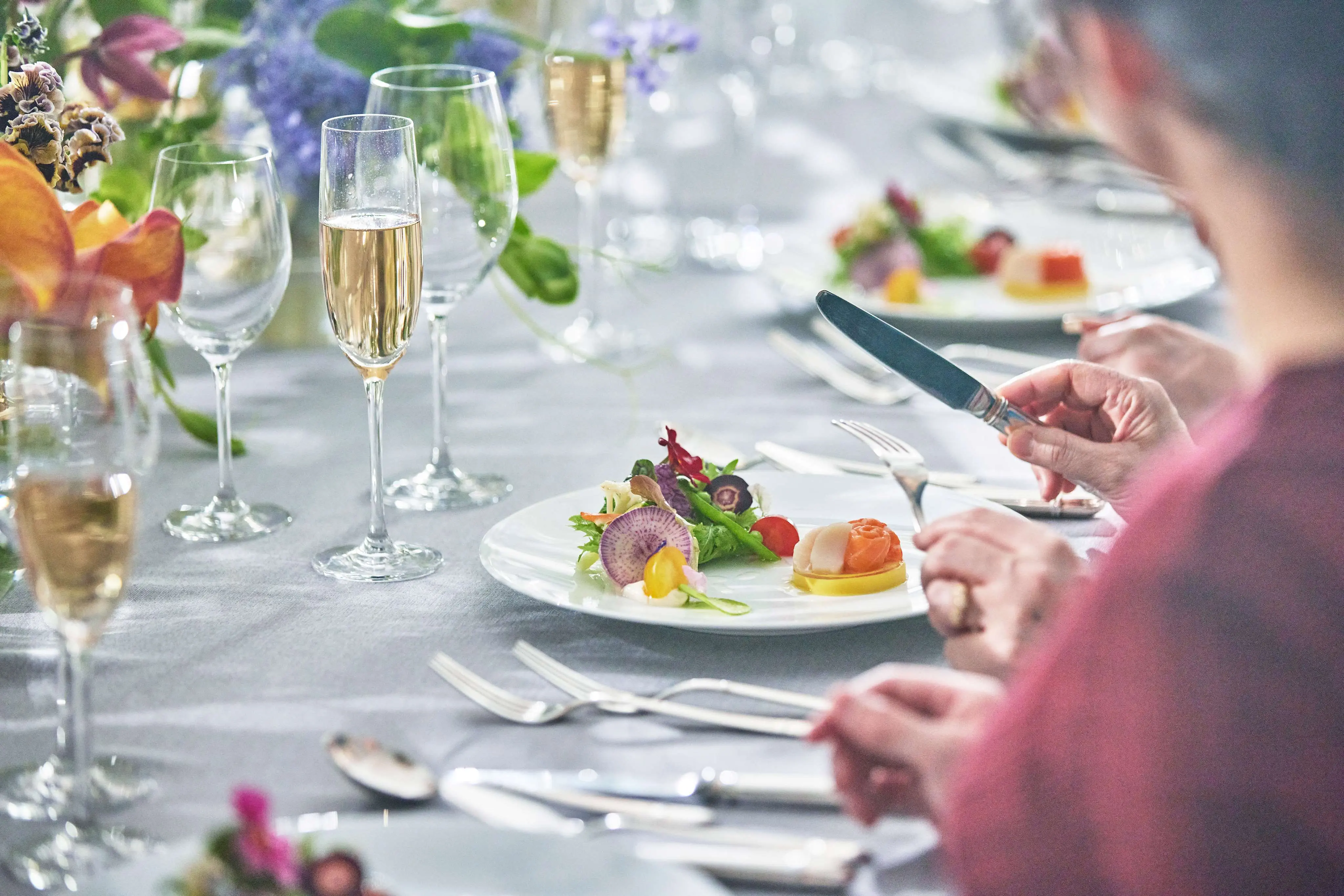 シェフおもてなしの試食フェアで ご婚礼特別メニューをお試しください
