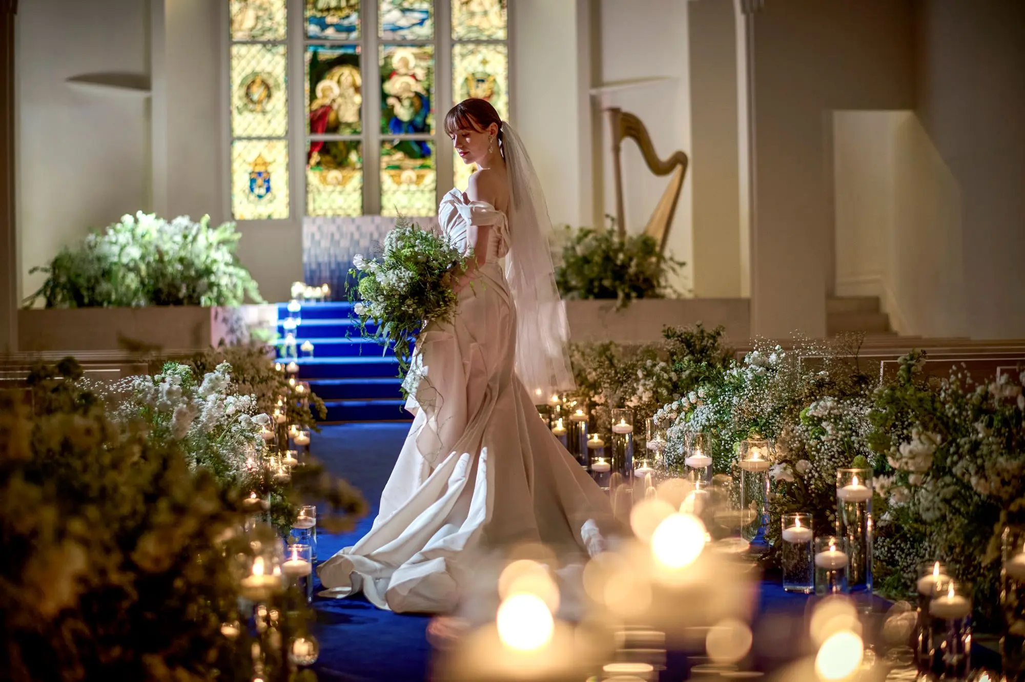 キャンドル煌めくナイトチャペル