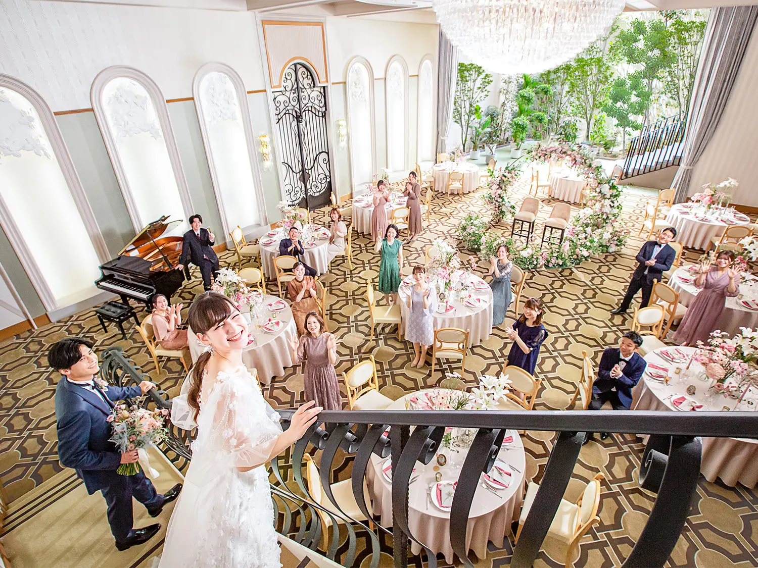 様々な演出でゲストと笑顔いっぱいの一日を