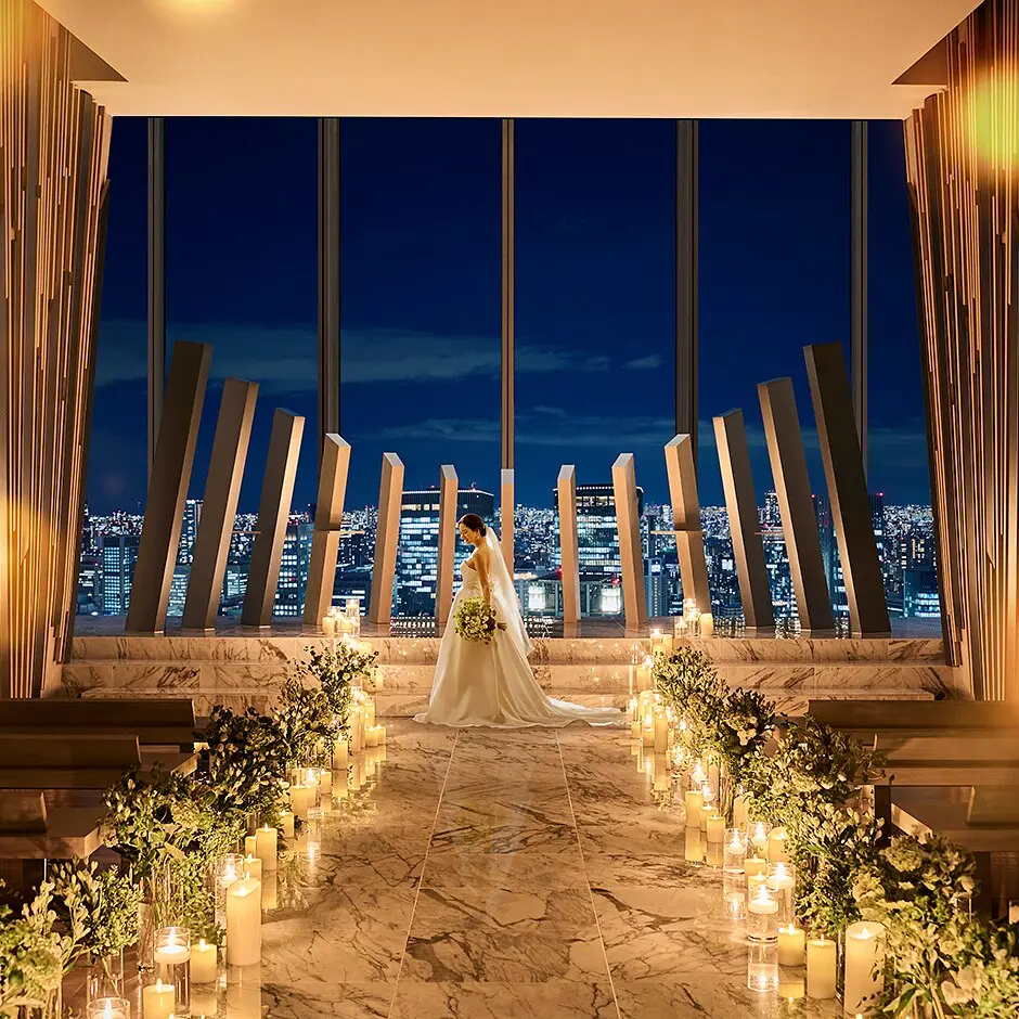 昼も夜も美しい天空チャペルでのセレモニー