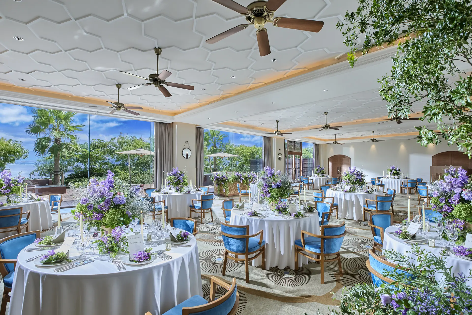 一棟貸切邸宅だから自由に装飾、おふたりの想いを形に。